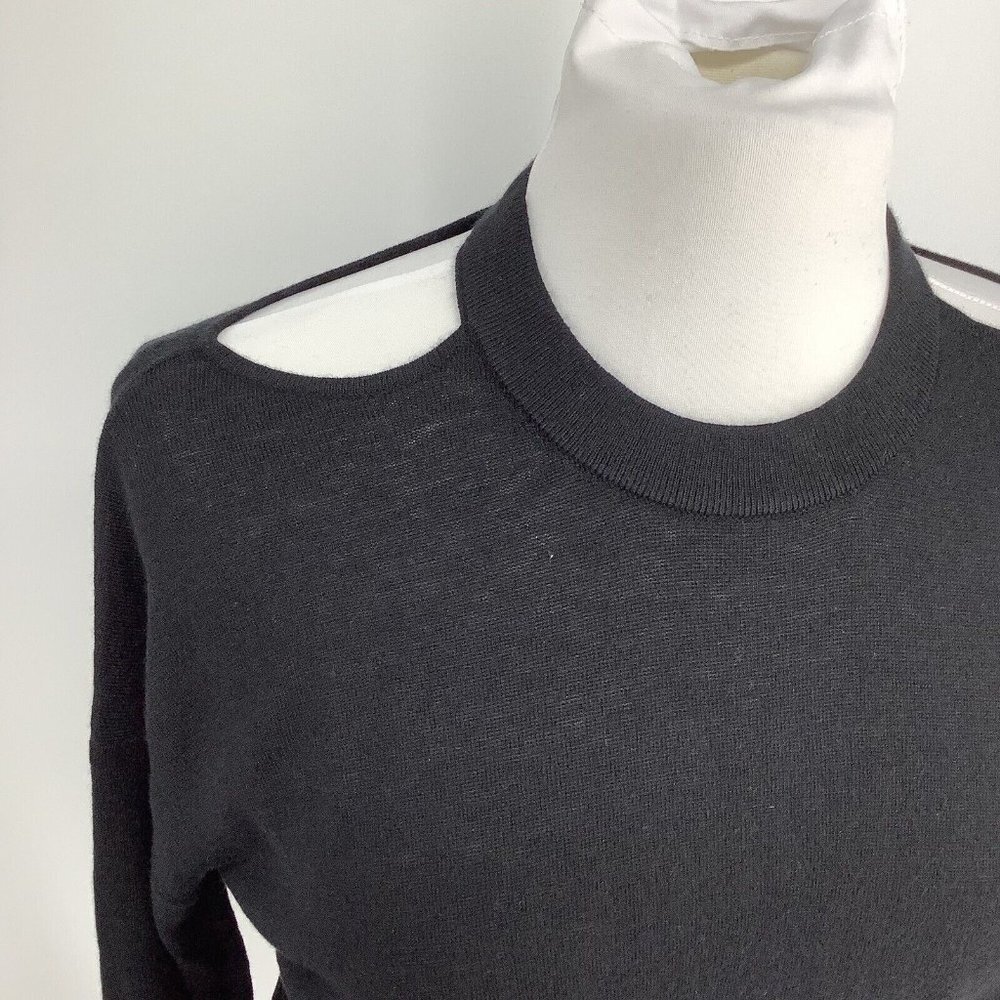 Splendid Women's Canarise Cut Out Shoulder Sweater Black SZ L Large New TOP - Picture 3 of 11